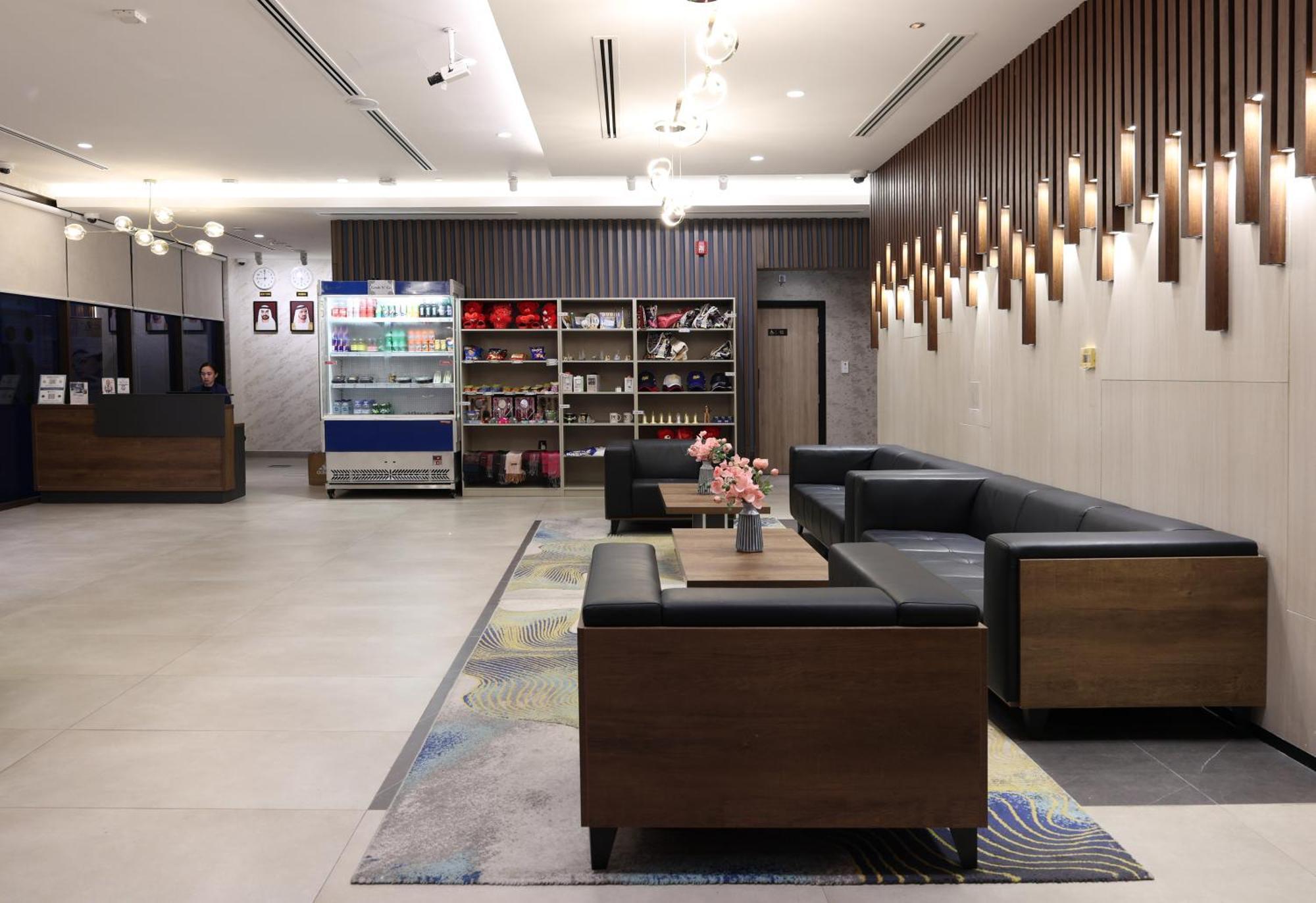Kingsgate Canal Hotel By Millennium Dubai Exterior photo