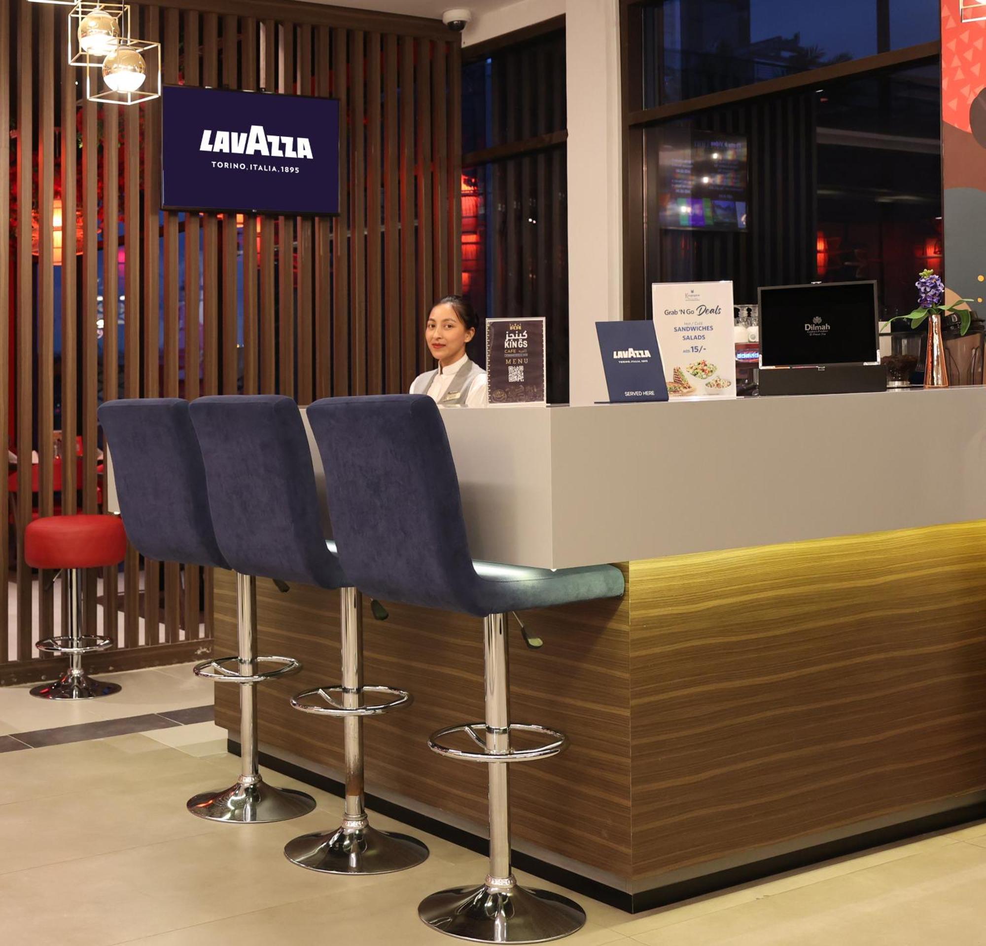 Kingsgate Canal Hotel By Millennium Dubai Exterior photo